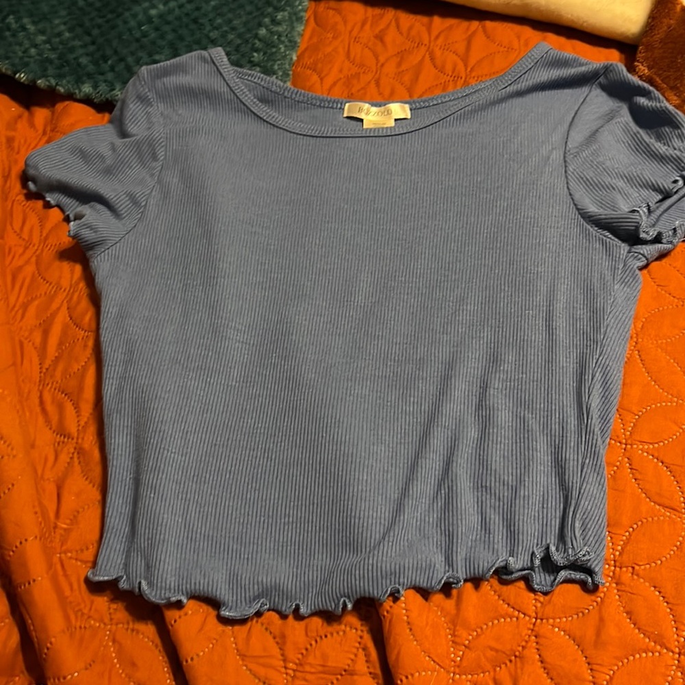 Blue crop tee tillys